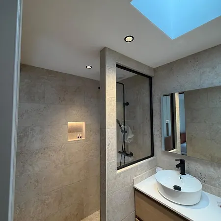 Appartement Marathi Signature Privatif Parking Clim Centre -ville
